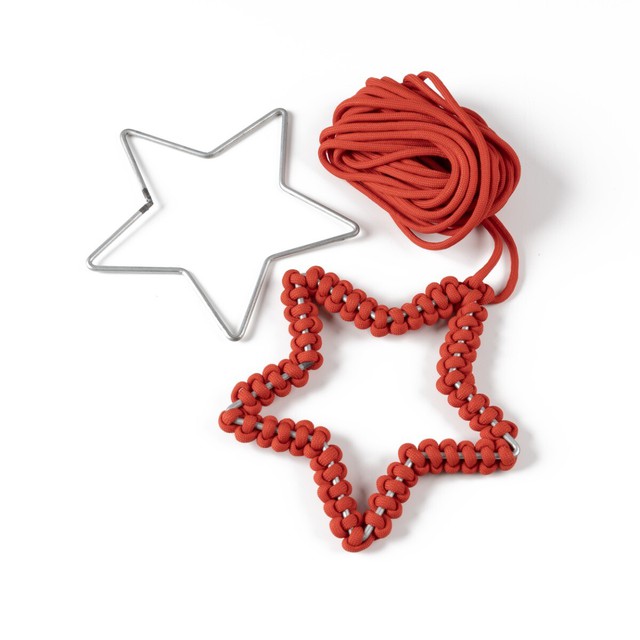 DIY Paracord Star