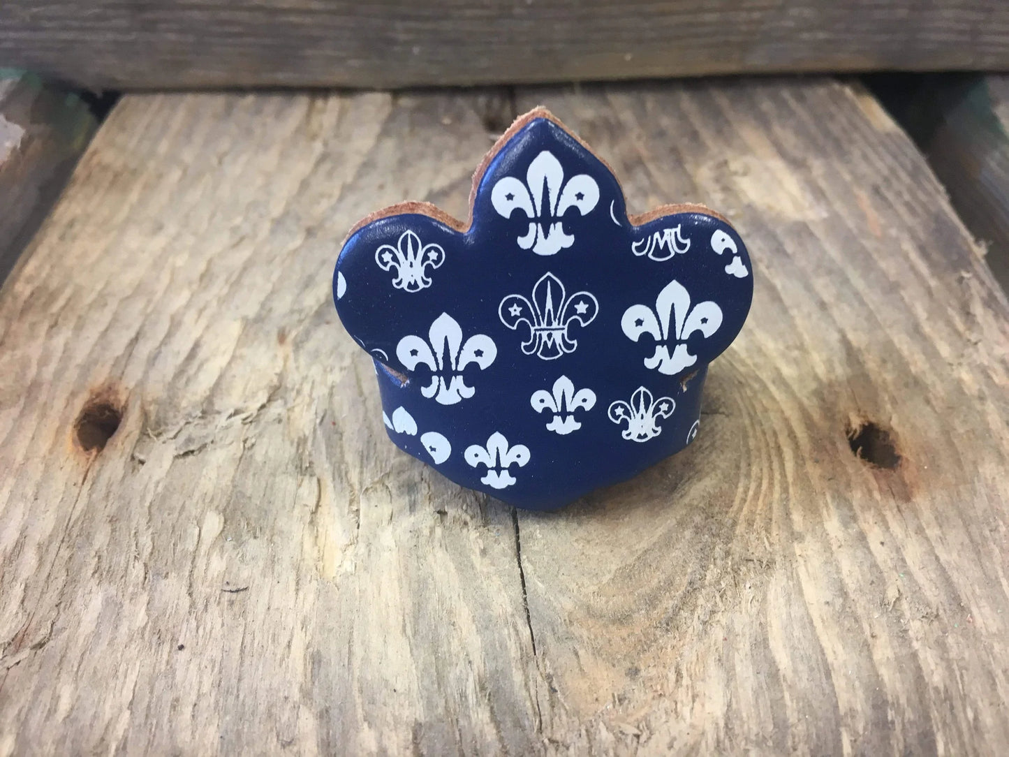 Fun Fluer De Lis Scout Woggle